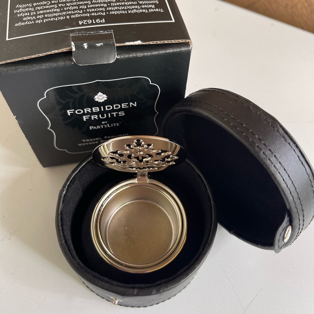 P91624 PartyLite Candle Tealight Holder Forbidden Fruits